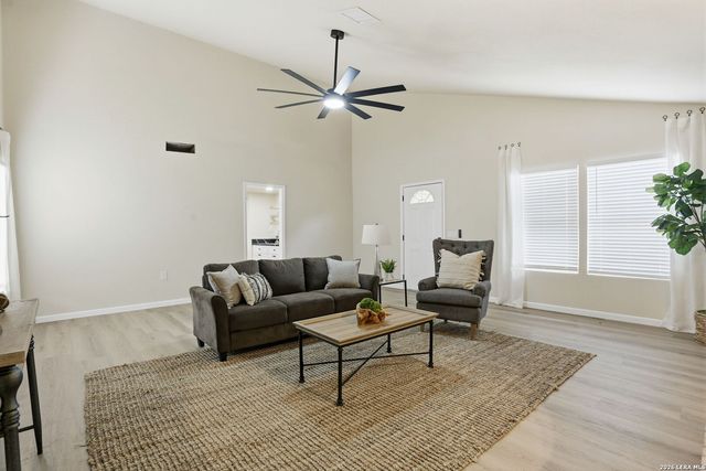 13403 Centerbrook, Universal City, TX 78148