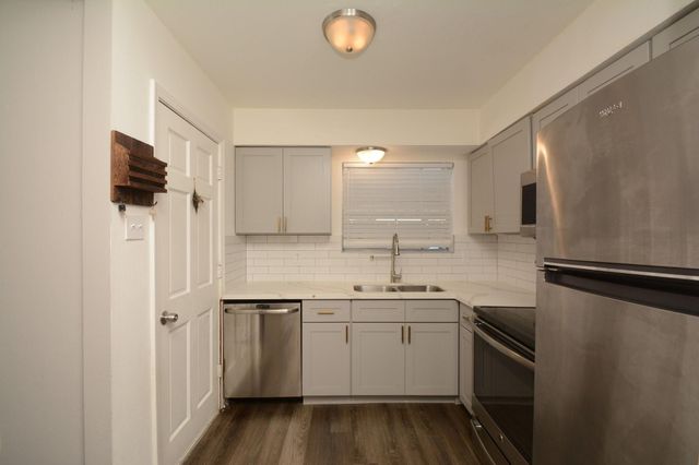 7900 Westheimer Road 141, Houston, TX 77063