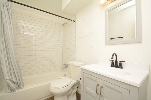 7900 Westheimer Road 141, Houston, TX 77063