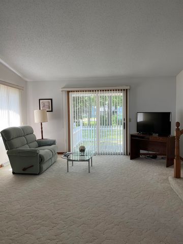 725 S Crescent Avenue, Sims Twp, MI 48703