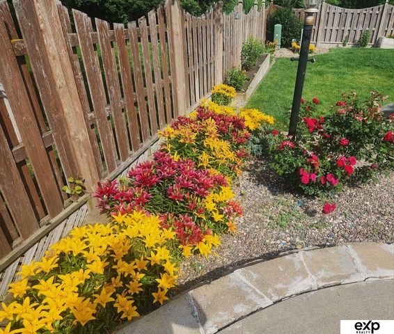 12144 S 221st Street, Gretna, NE 68028