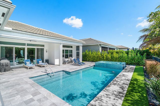 9918 Pecorino Isle, Boynton Beach, FL 33473