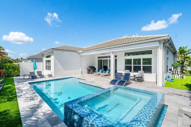 9918 Pecorino Isle, Boynton Beach, FL 33473