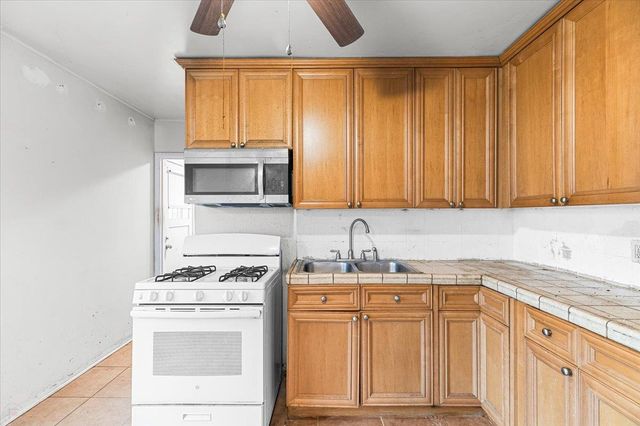 540 E Sonoma Ave, Stockton, CA 95204