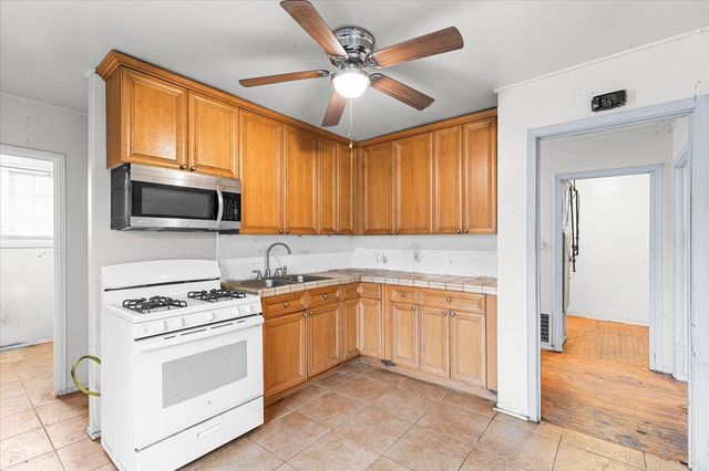 540 E Sonoma Ave, Stockton, CA 95204