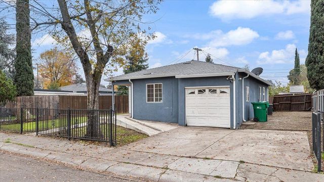 540 E Sonoma Ave, Stockton, CA 95204