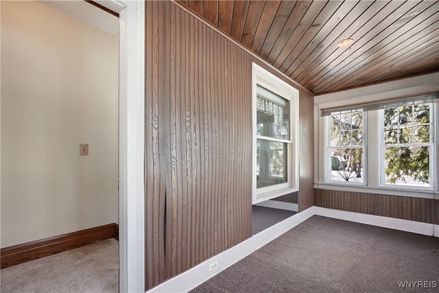 3 Pine Woods Drive, North Tonawanda, NY 14120