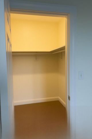 7 Central Sq 203, Lynn, MA 01901