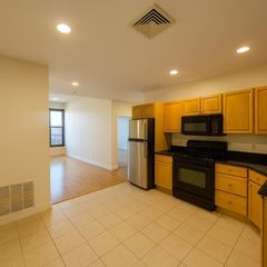 7 Central Sq 203, Lynn, MA 01901