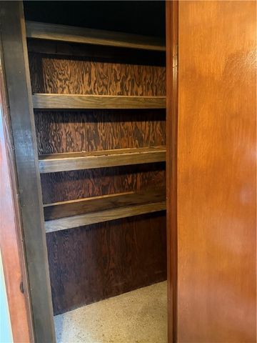 926 N Ashland, New Castle, PA 16102