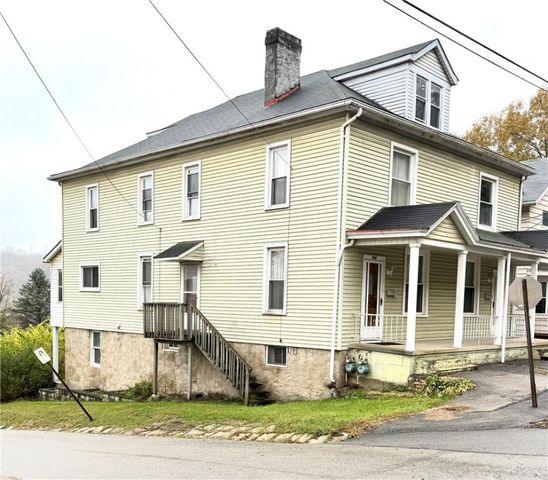 926 N Ashland, New Castle, PA 16102