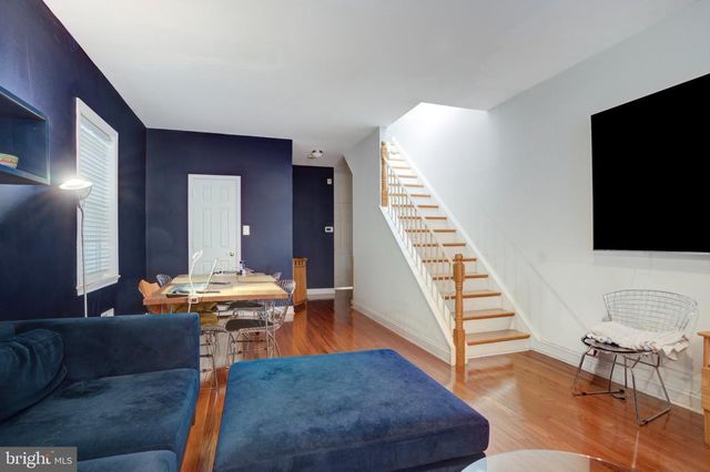 881 N 5TH ST, Philadelphia, PA 19123