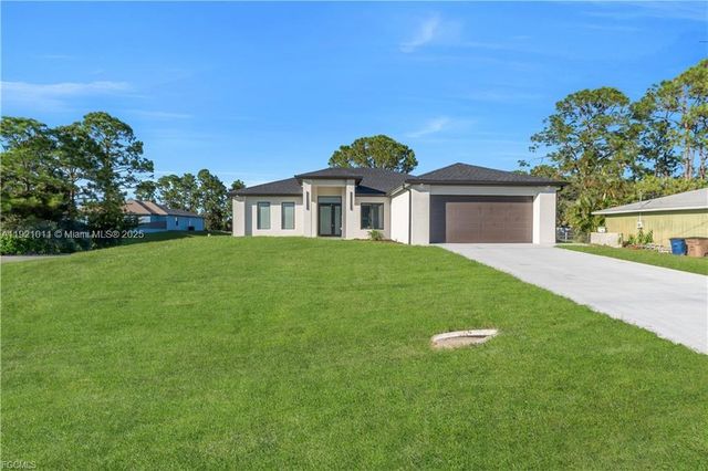 3716 10th ST SW, Lehigh Acres, FL 33976