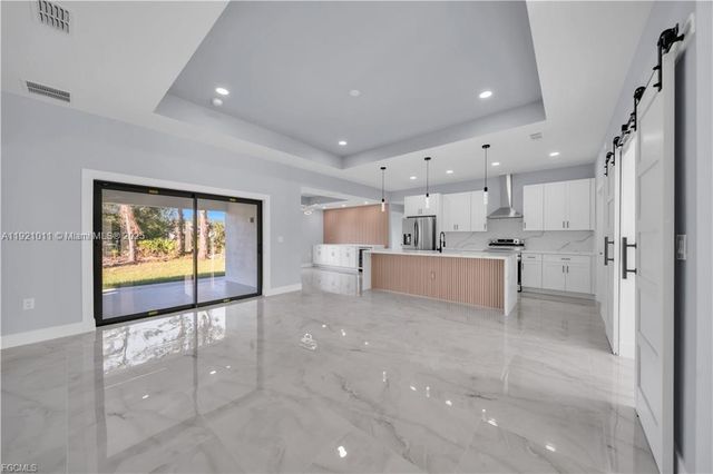 3716 10th ST SW, Lehigh Acres, FL 33976