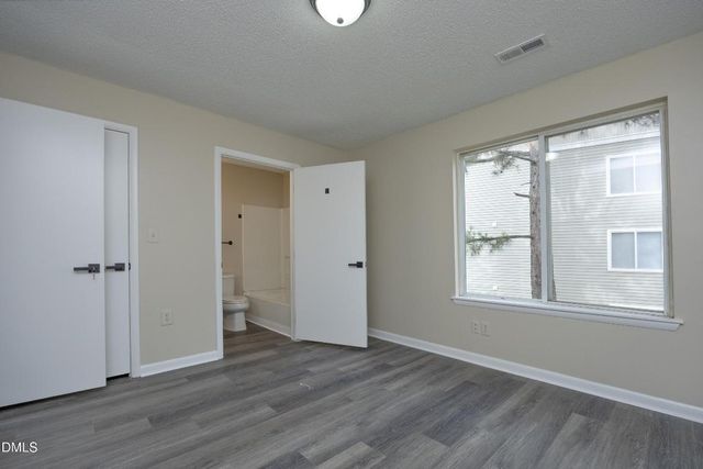 1231 University Court 104, Raleigh, NC 27606
