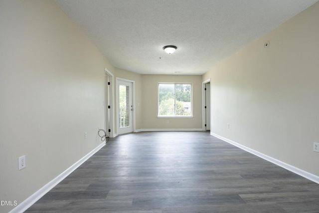 1231 University Court 104, Raleigh, NC 27606