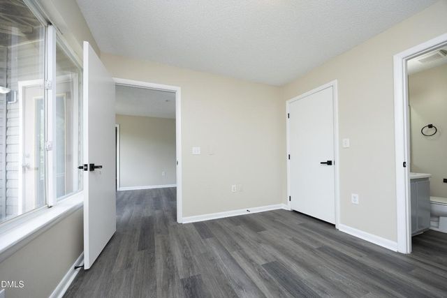 1231 University Court 104, Raleigh, NC 27606