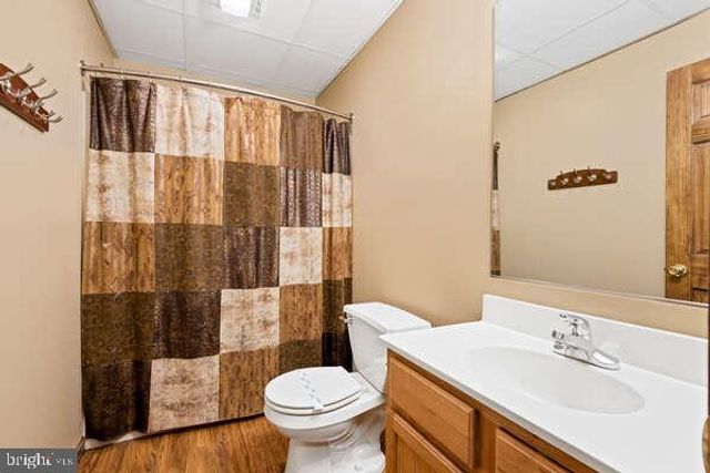 68 SKYE DR, Lake Harmony, PA 18624