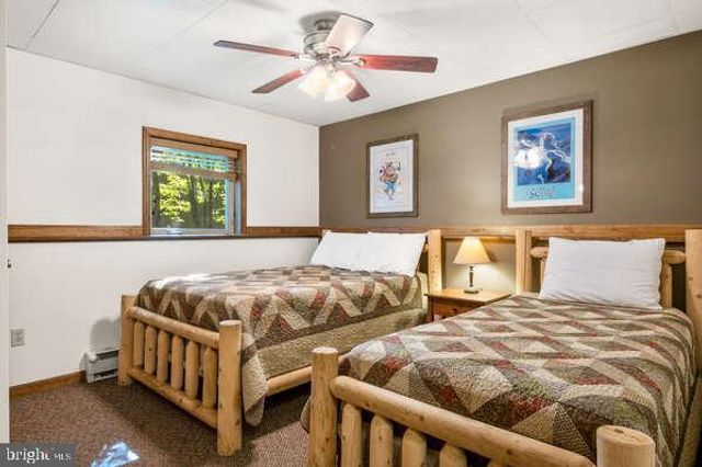 68 SKYE DR, Lake Harmony, PA 18624