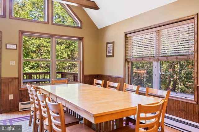 68 SKYE DR, Lake Harmony, PA 18624