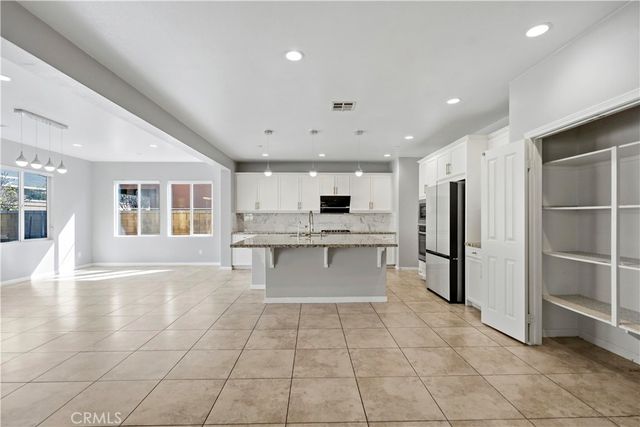 14616 Olite, Eastvale, CA 92880