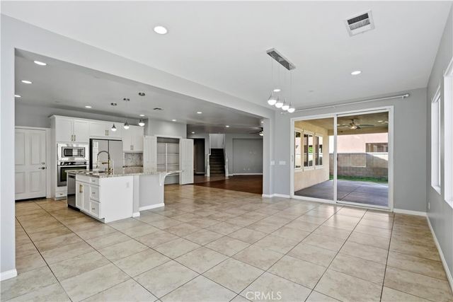 14616 Olite, Eastvale, CA 92880