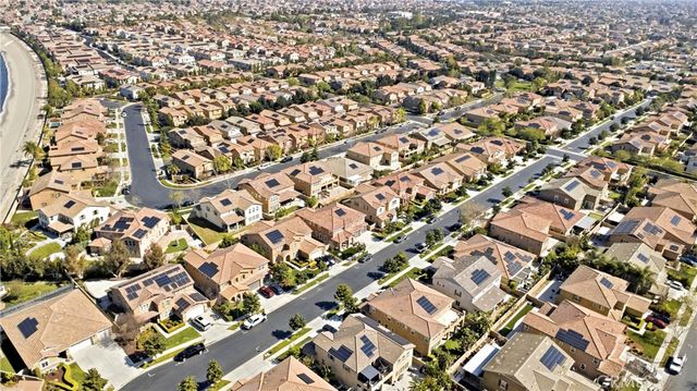 14616 Olite, Eastvale, CA 92880