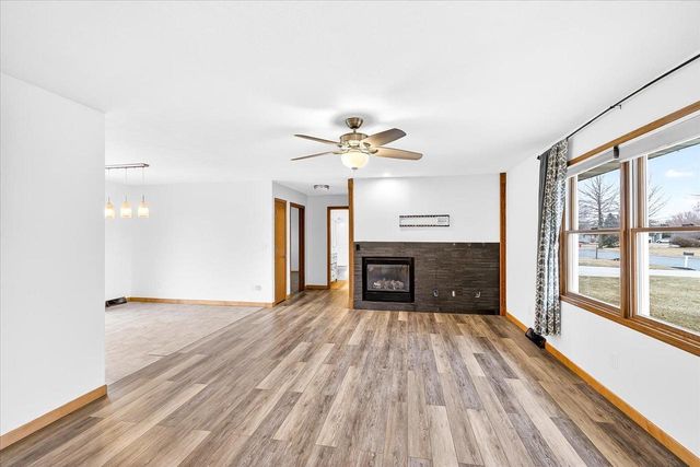 559 Elijah Court, Evansville, WI 53536