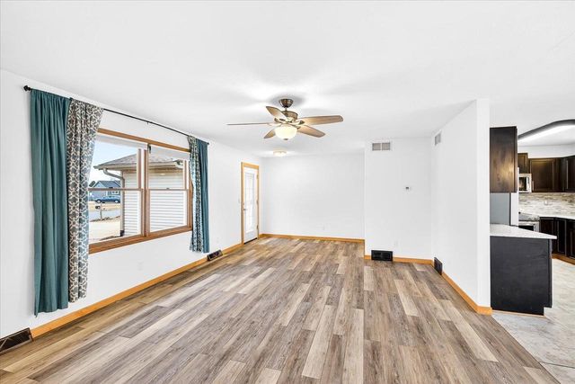 559 Elijah Court, Evansville, WI 53536