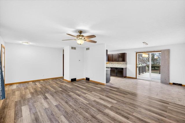 559 Elijah Court, Evansville, WI 53536