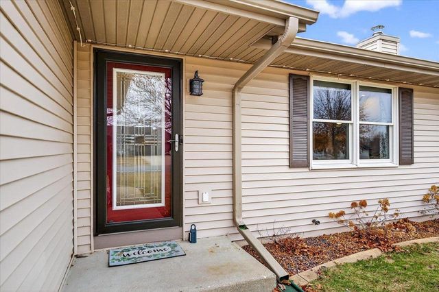 559 Elijah Court, Evansville, WI 53536