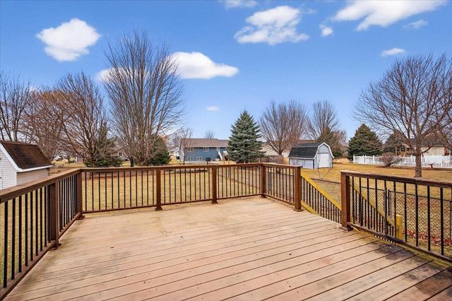 559 Elijah Court, Evansville, WI 53536