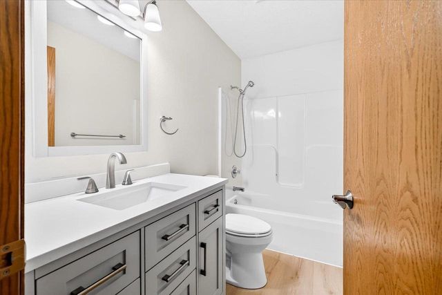 559 Elijah Court, Evansville, WI 53536