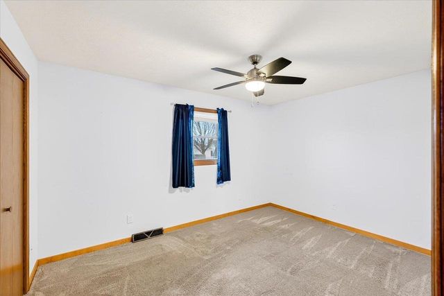 559 Elijah Court, Evansville, WI 53536