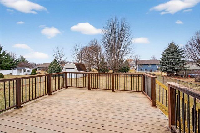 559 Elijah Court, Evansville, WI 53536