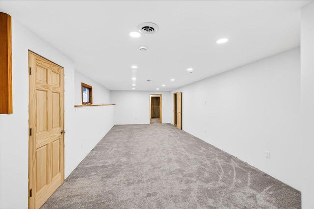 559 Elijah Court, Evansville, WI 53536