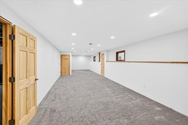 559 Elijah Court, Evansville, WI 53536