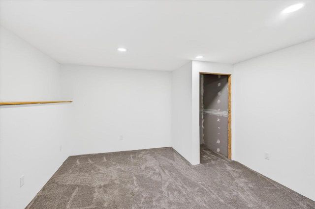 559 Elijah Court, Evansville, WI 53536