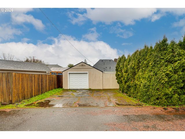 111 Nw 40TH St, Vancouver, WA 98660