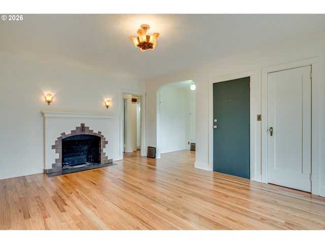 111 Nw 40TH St, Vancouver, WA 98660