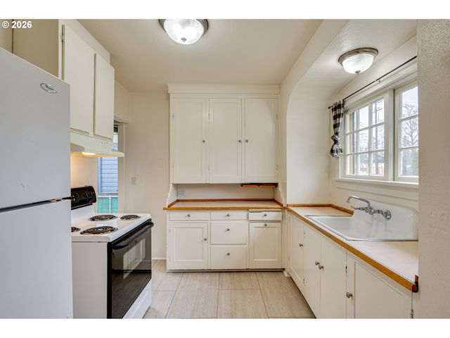 111 Nw 40TH St, Vancouver, WA 98660