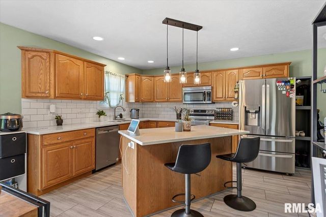 1005 Post Road, Springfield, IL 62712