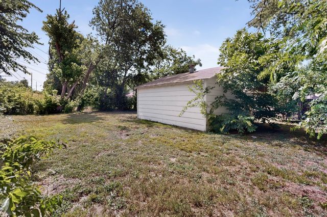 1304 Glynn Oaks Drive, Arlington, TX 76010