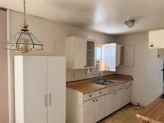 1304 Glynn Oaks Drive, Arlington, TX 76010