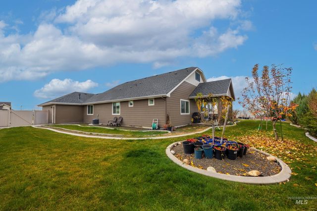 5944 W Cavendale Dr, Eagle, ID 83616