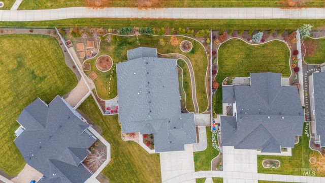 5944 W Cavendale Dr, Eagle, ID 83616