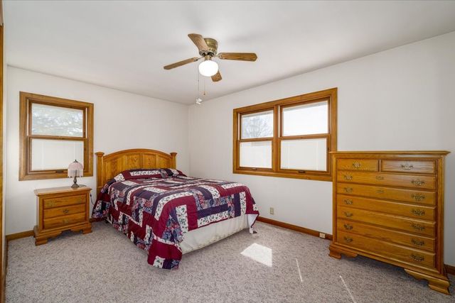 404 W Des Moines Street, Brooklyn, IA 52211