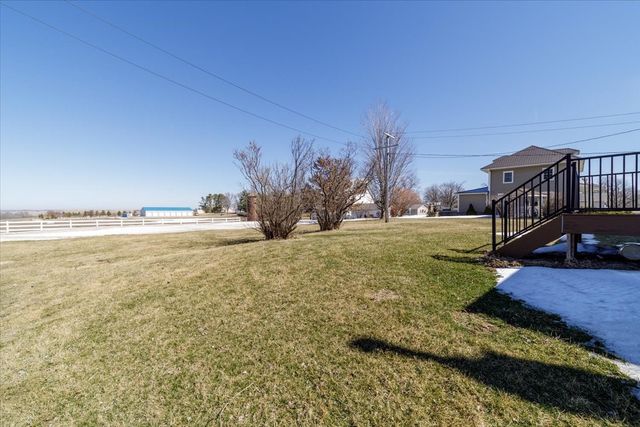 404 W Des Moines Street, Brooklyn, IA 52211