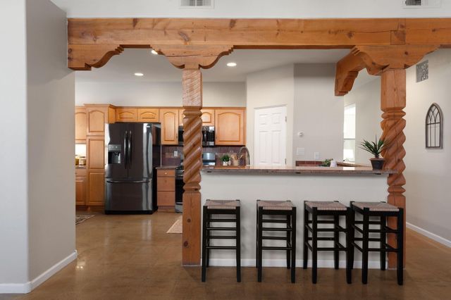 8913 Ortega Court NW, Los Ranchos, NM 87114