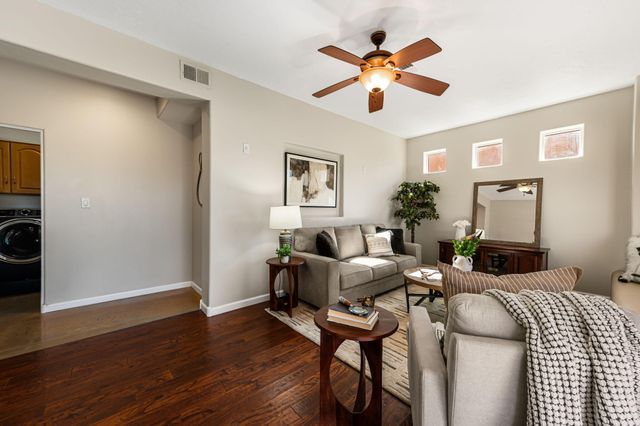 8913 Ortega Court NW, Los Ranchos, NM 87114